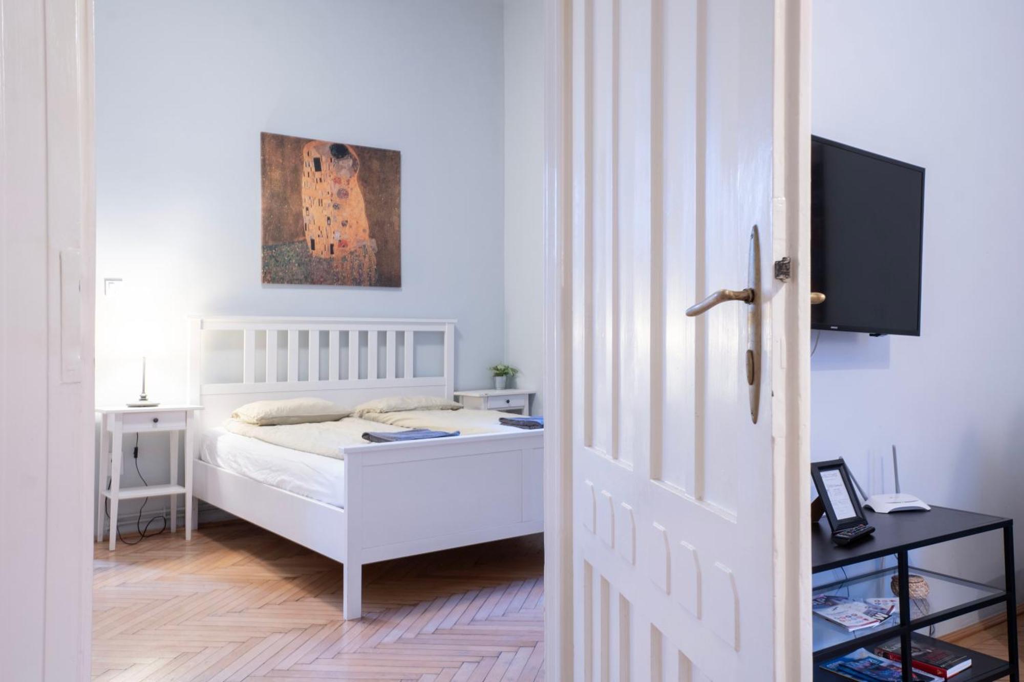Super Comfort Apartment With 3 Rooms Next To Opera 布达佩斯 外观 照片